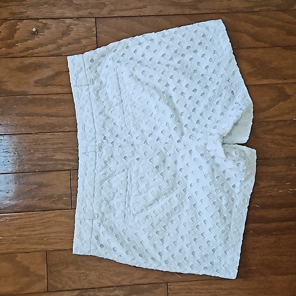 Banana Republic Crisp White Eyelet Shorts - Picture 3 of 5